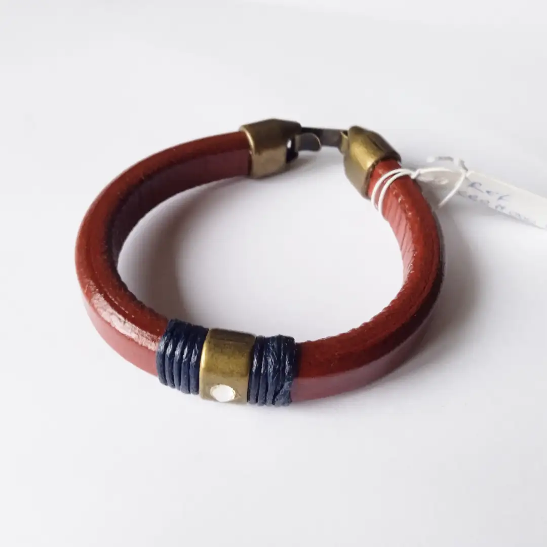 Pulsera Cuero rojo-cristal